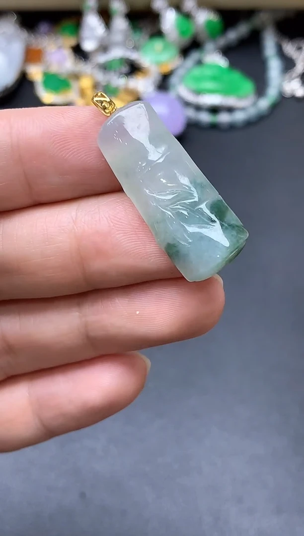 颈饰18K金镶嵌翡翠235-中国好珍宝