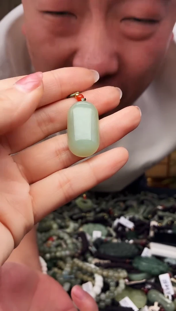 颈饰未镶嵌和田玉多样性发货，拍一发一