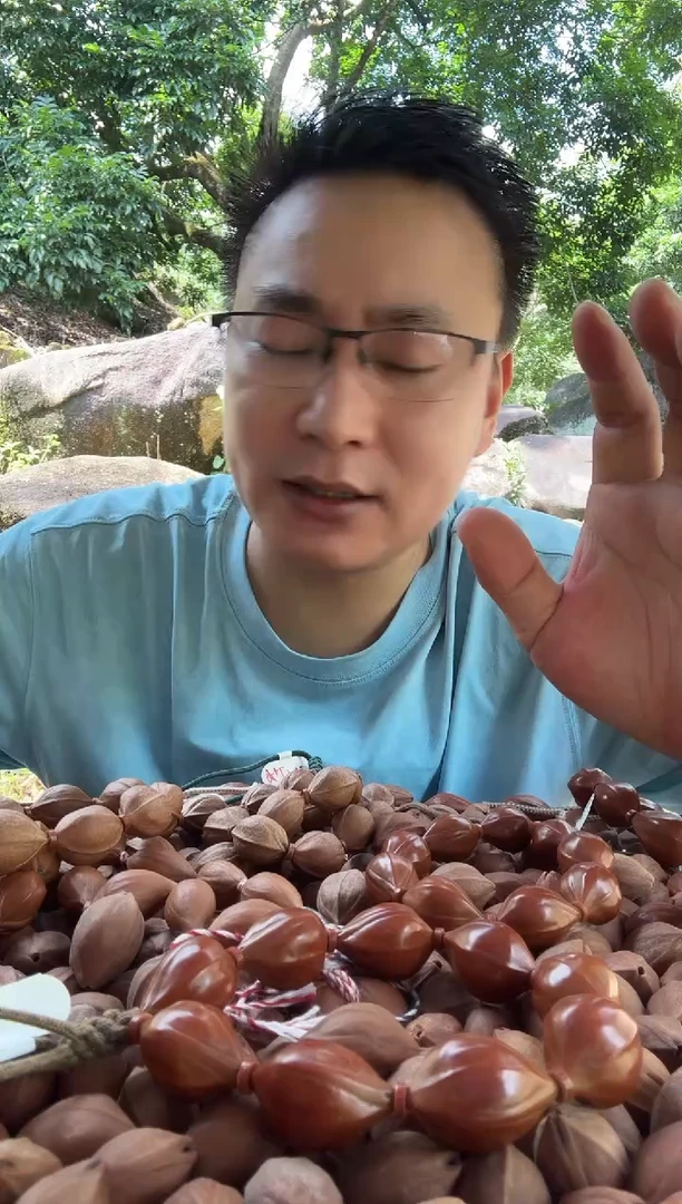 手串橄榄核1825红袍罗汉头水晶核原生态素串138