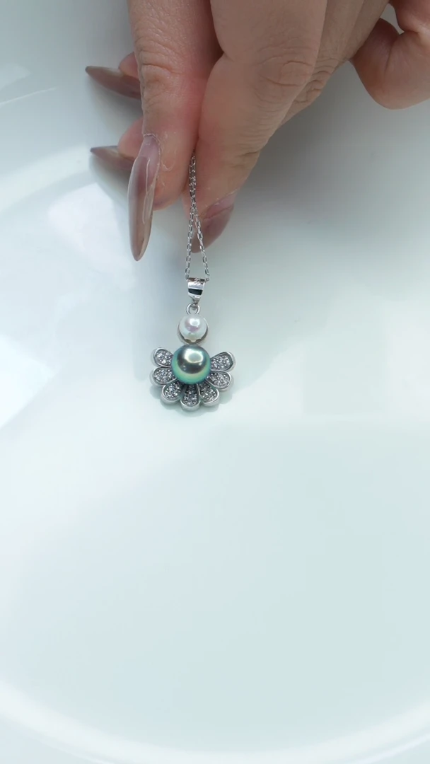 【闪购商品】淡水珍珠吊坠(赠链)银S925镶嵌淡水珍珠孔雀款吊坠