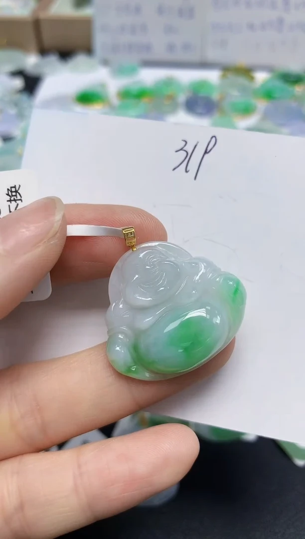 翡翠18K金镶嵌颈饰天然缅甸翡翠A货