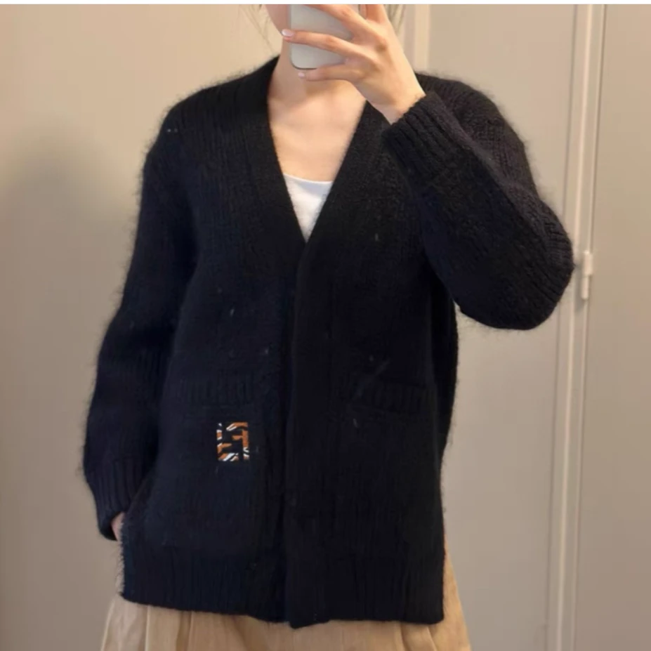 未使用 FENDI/芬迪 汤/TP026063/ Logo刺绣单排扣 宽松针织衫