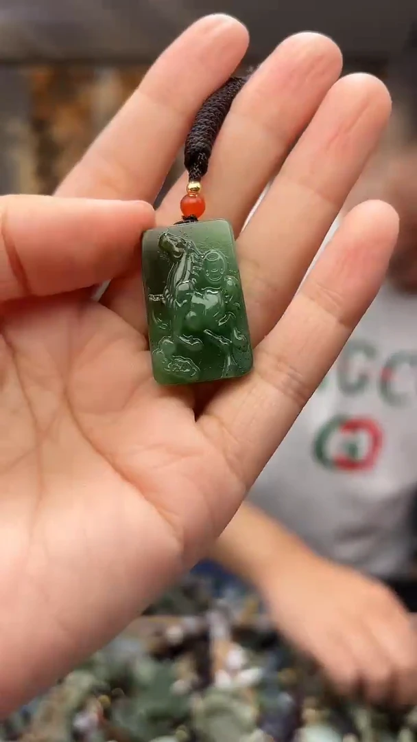 和田玉未镶嵌挂件拍一发一