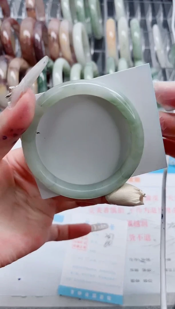 【闪购商品】石英质玉手镯未镶嵌A267-60