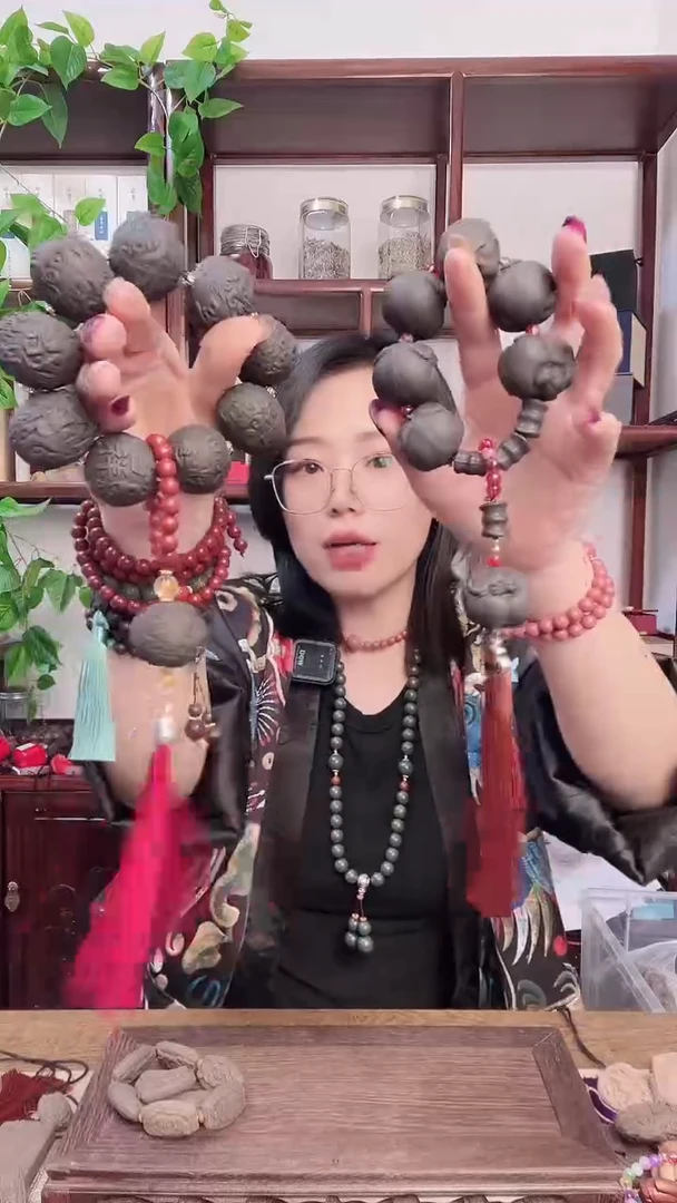 泥塑栀子香方的吉祥手持