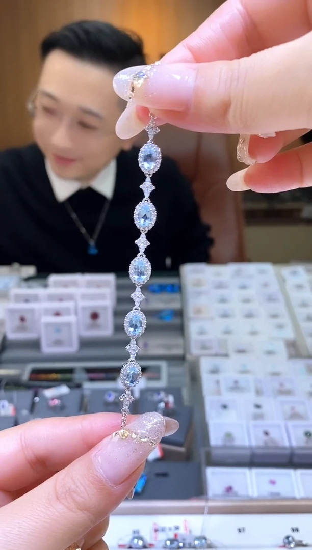 【闪购商品】海蓝宝石手链银S925镶嵌天然海蓝宝手链