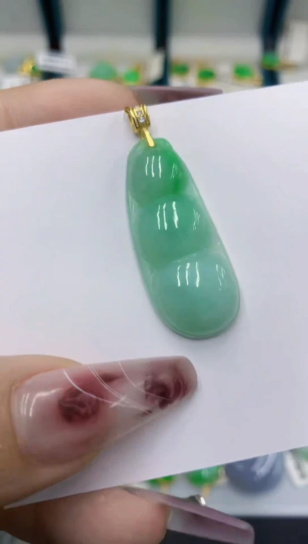 颈饰未镶嵌翡翠111111