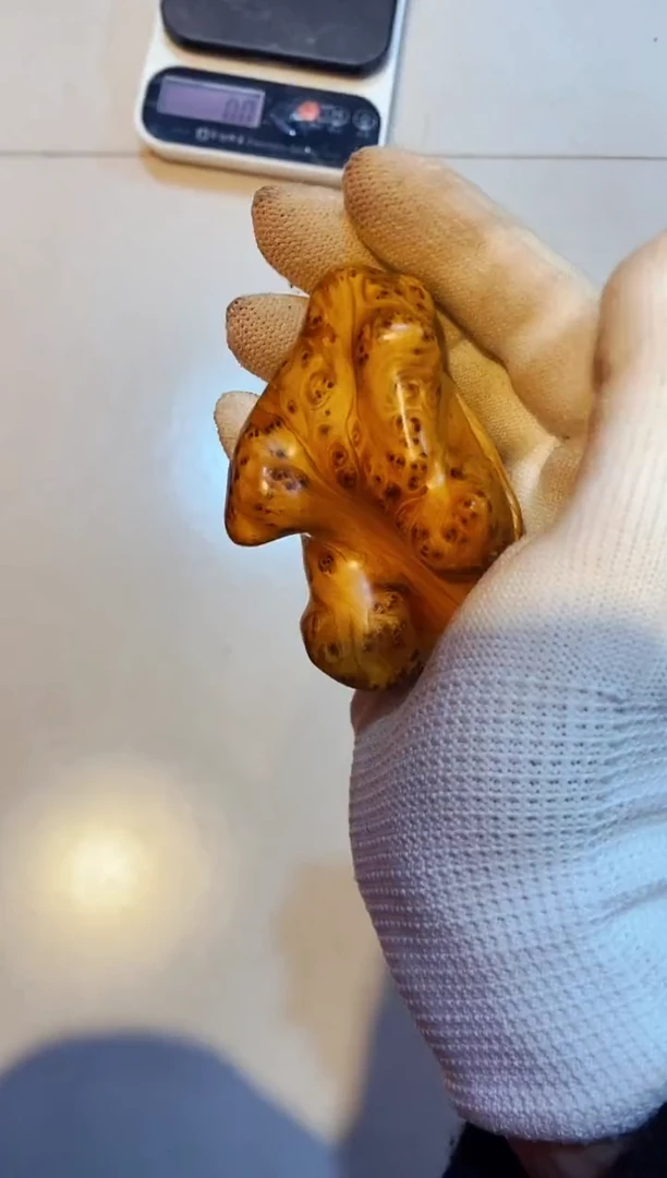 柏木（崖柏）10北太行崖柏陈化手把件手串