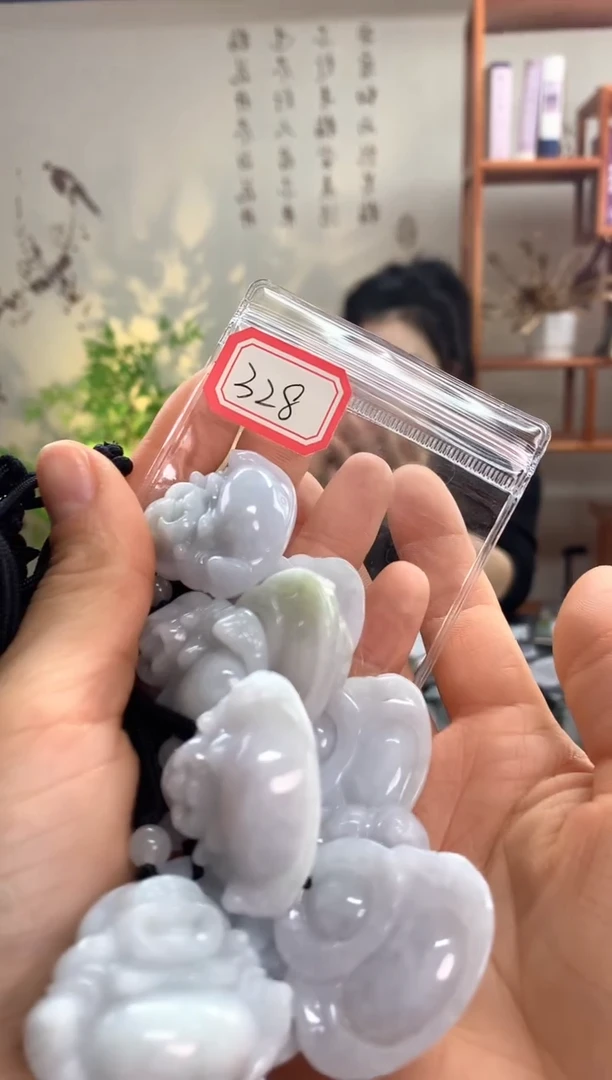 【闪购商品】翡翠颈饰未镶嵌佛公 328多样性发一件