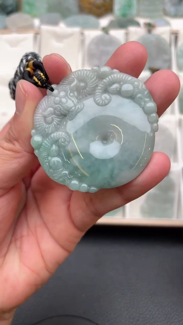 颈饰未镶嵌翡翠天然缅甸翡翠A货98