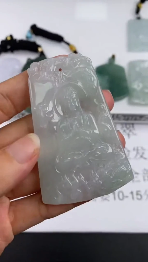 未镶嵌挂件翡翠354384     多人