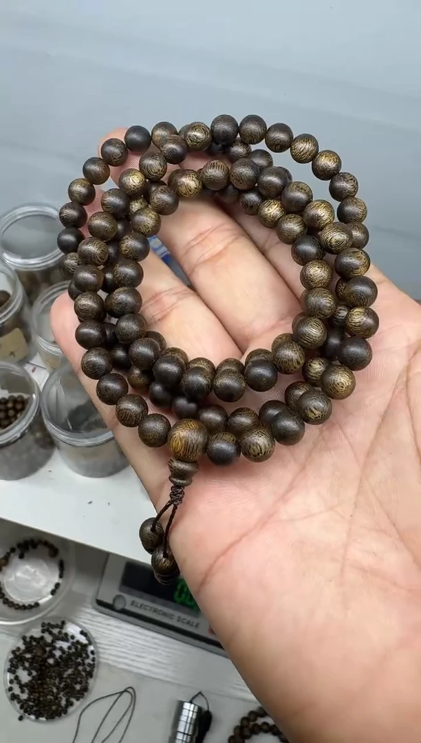 沉香手串0.7规格多圈22克