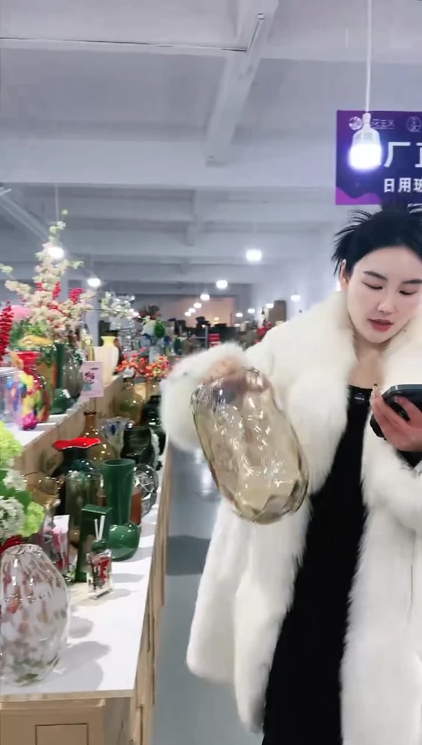 【闪购商品】无铅玻璃UU外贸花瓶微瑕-9H03