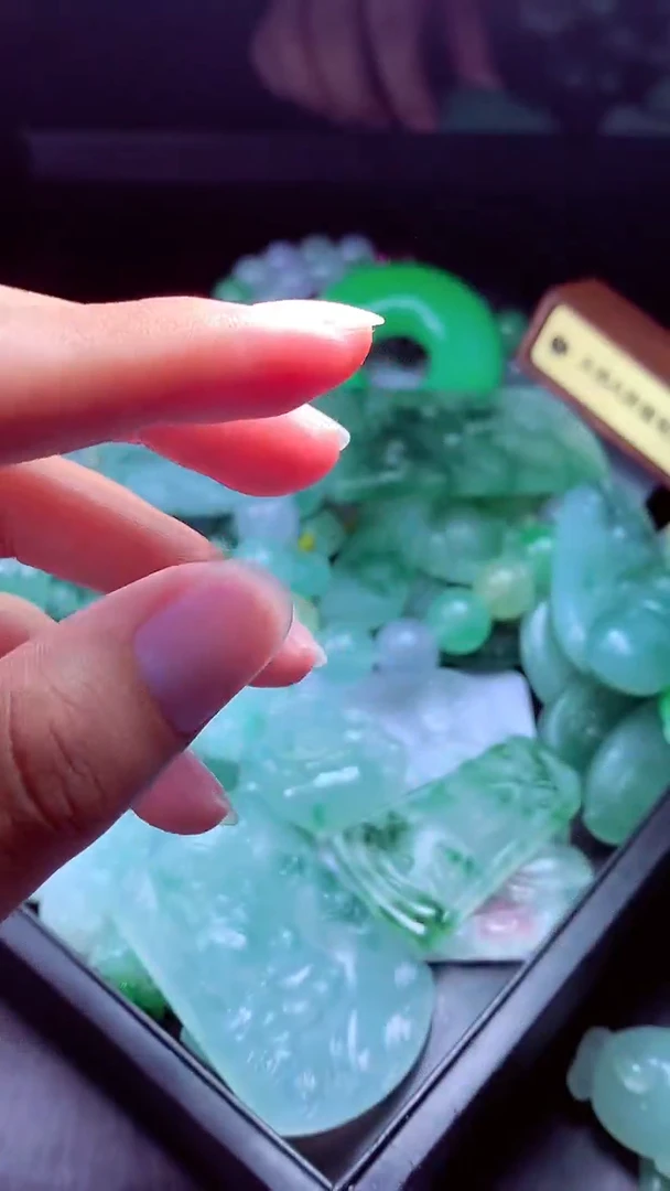 定制翡翠未镶嵌纯*#翡翠毛货定制