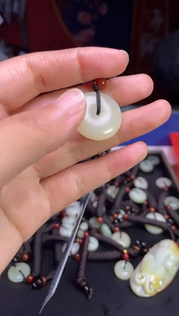 颈饰未镶嵌和田玉123