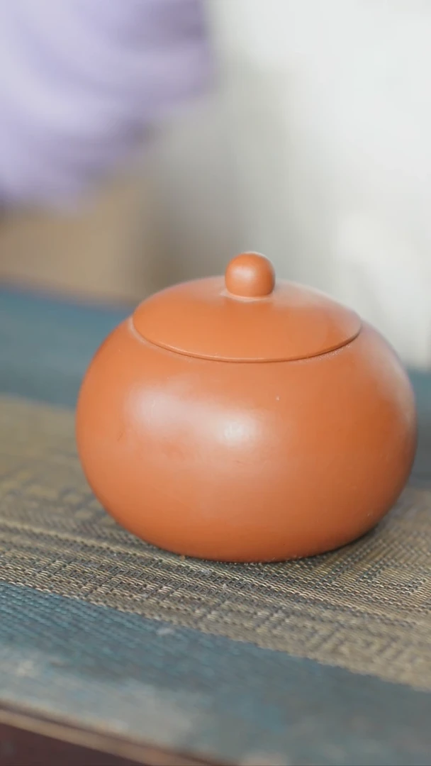 【闪购商品】喀左紫砂真不错，主播就是做壶的