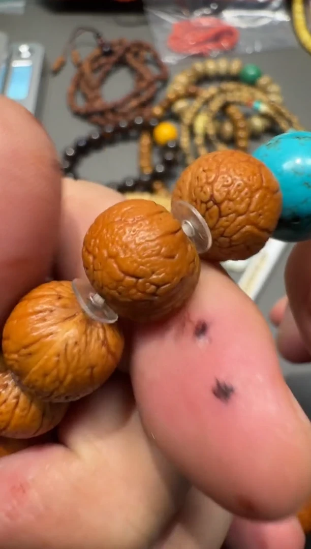 吊坠猴头核桃雕刻单圈