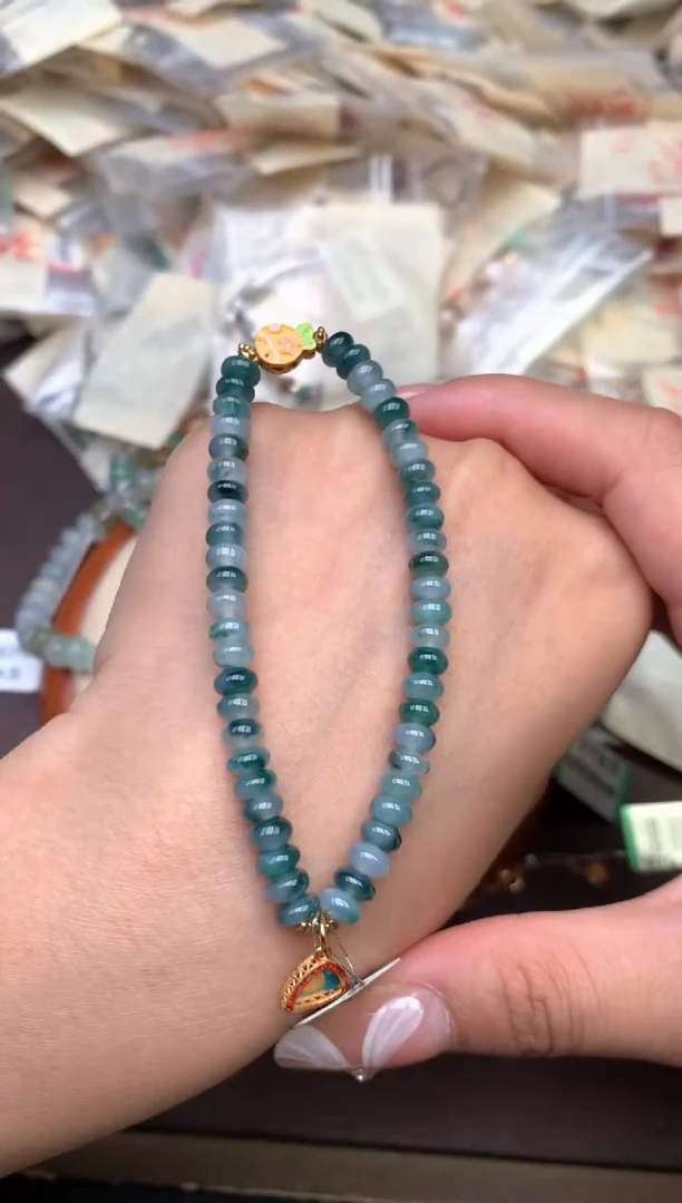 未镶嵌挂件翡翠一