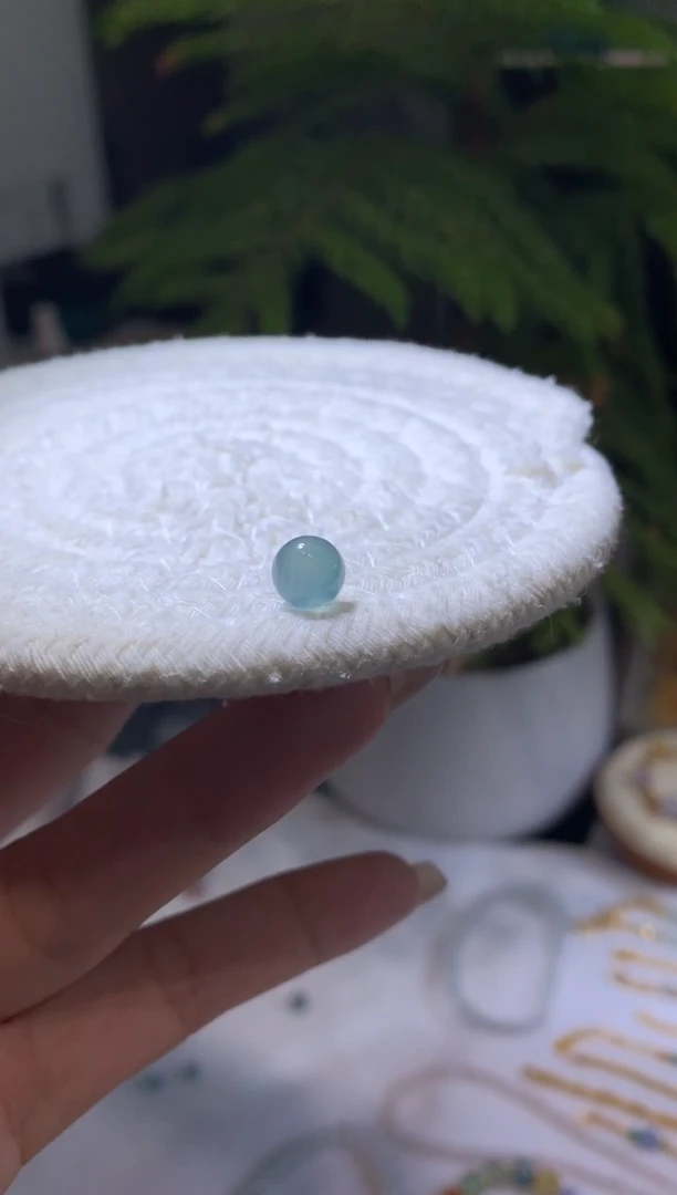 未镶嵌定制翡翠7.1卡珠子80