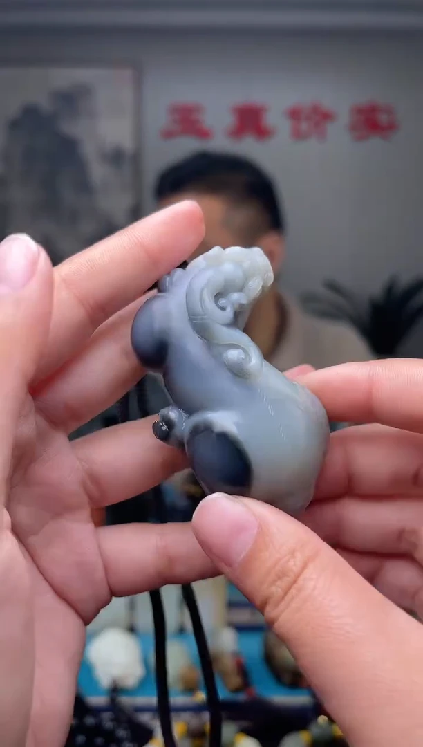 未镶嵌和田玉挂件1