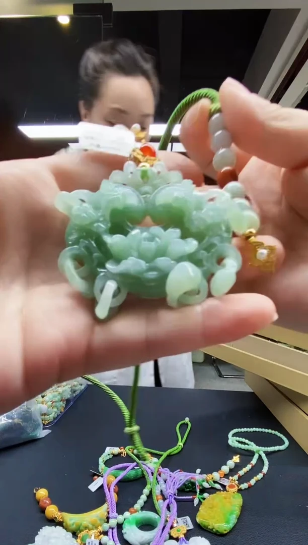 颈饰未镶嵌翡翠翡翠吊坠