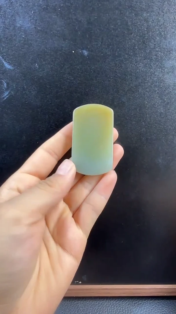 和田玉未镶嵌吊坠(不含链)近矿糖青白玉无事牌挂件（产地直发）