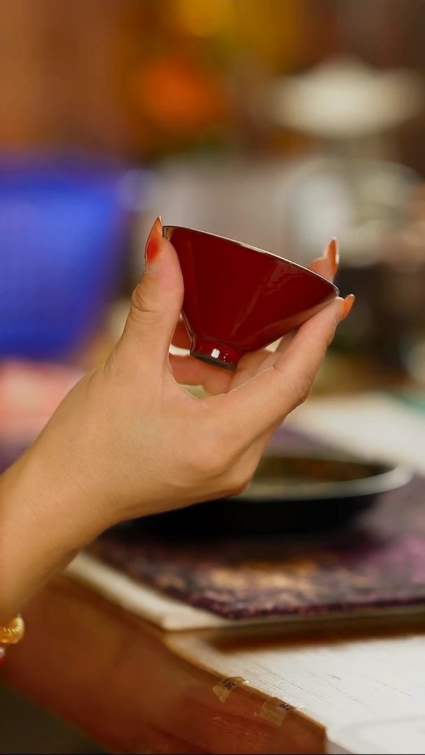 故宫红斗笠杯