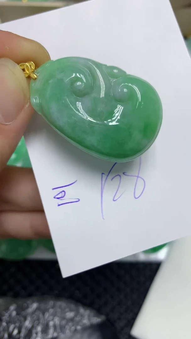 颈饰未镶嵌翡翠缅甸A货翡翠