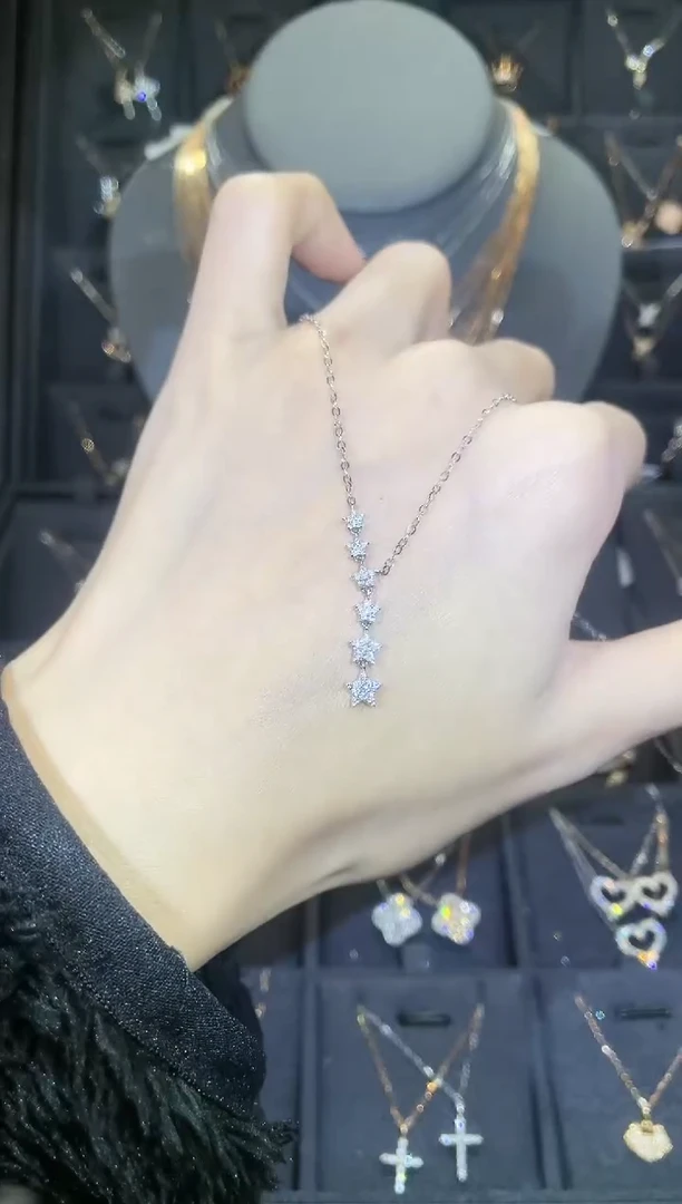 【闪购商品】钻石套链18K金镶嵌18K金白 多人 繁星