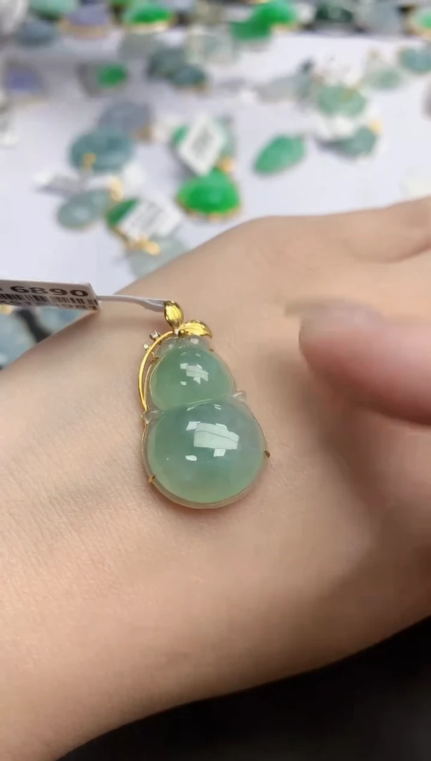 【闪购商品】翡翠颈饰18K金镶嵌天然缅甸翡翠A货