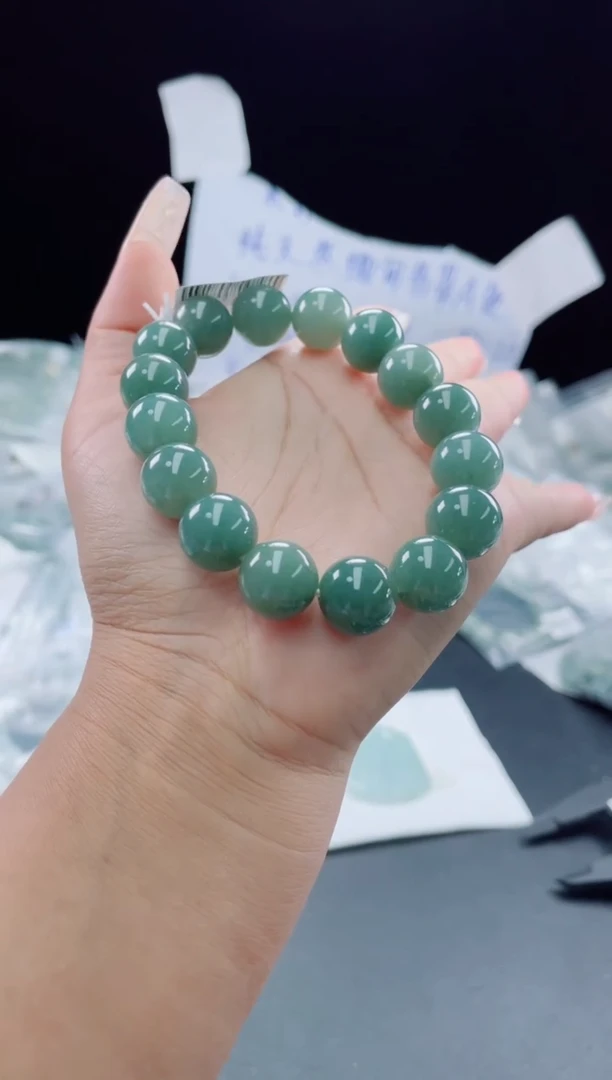 未镶嵌定制翡翠珠串