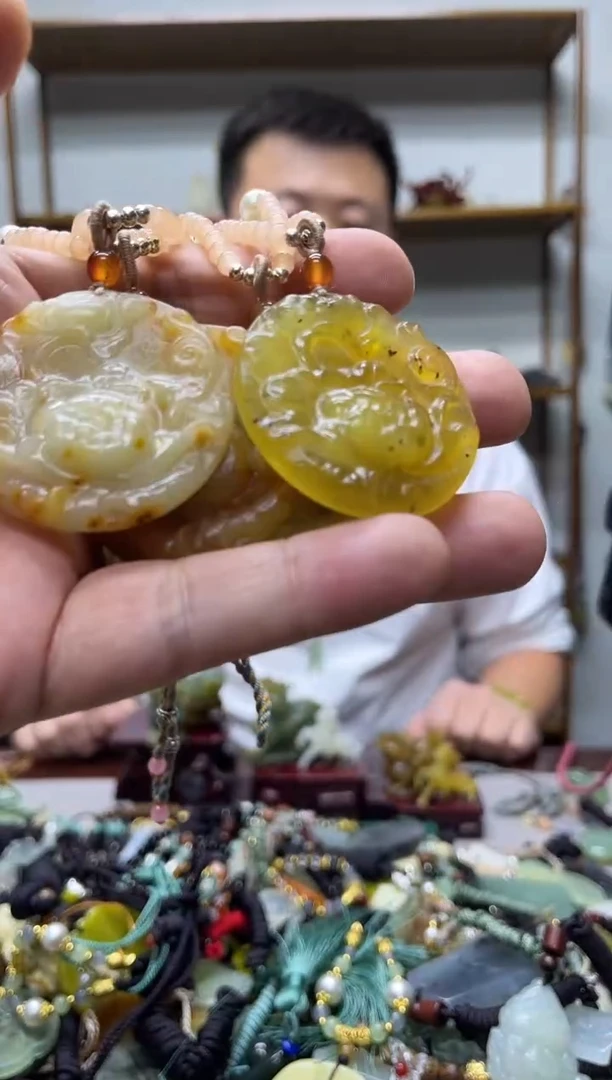 未镶嵌岫玉吊坠`多样性发货*拍一发一