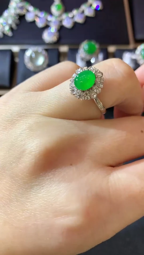 【闪购商品】翡翠戒指18K金镶嵌D53 翡翠