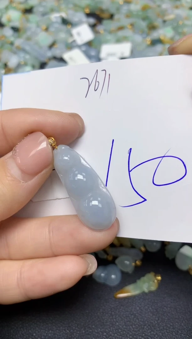 【闪购商品】翡翠挂件18K金镶嵌 天然翡翠A货