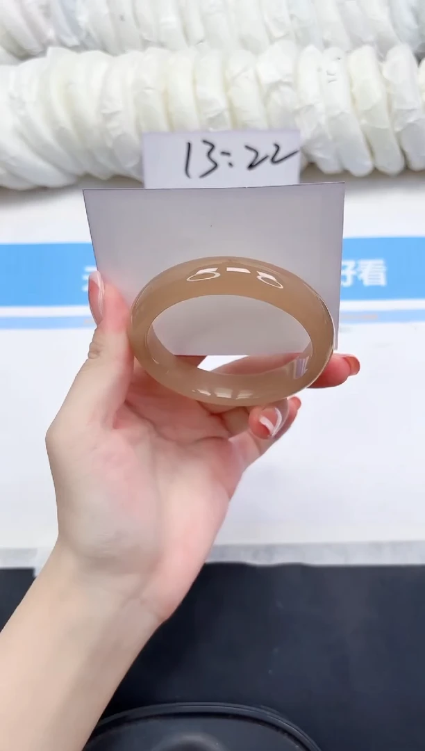 未镶嵌手镯石英质玉10-60-仪式感