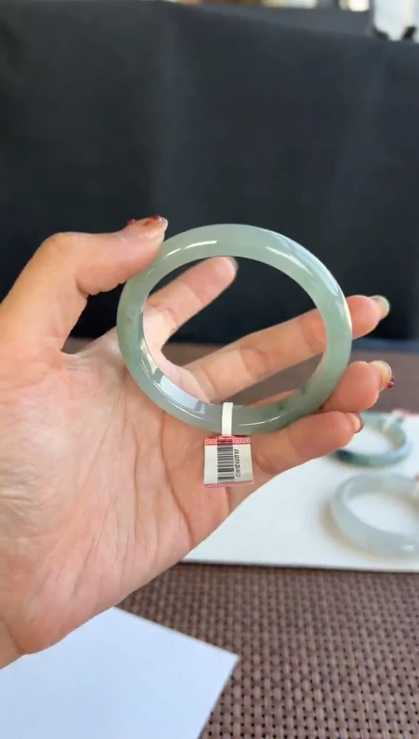 未镶嵌手镯翡翠35号55.9*9.7*7.2