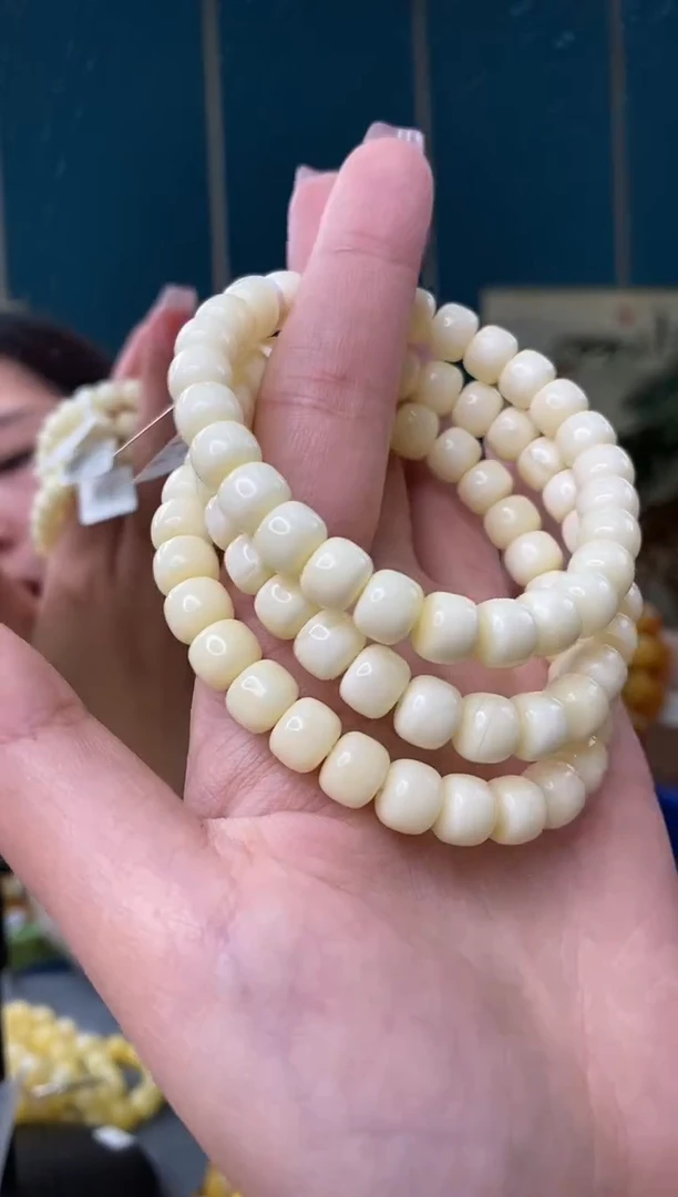 【闪购商品】琥珀裸石未镶嵌1/20-GM-#113多样性发其一