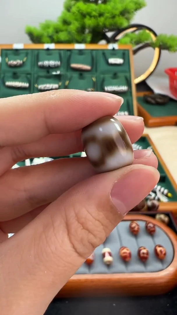 玛瑙/玉髓颈饰未镶嵌152.（微瑕随机发货）