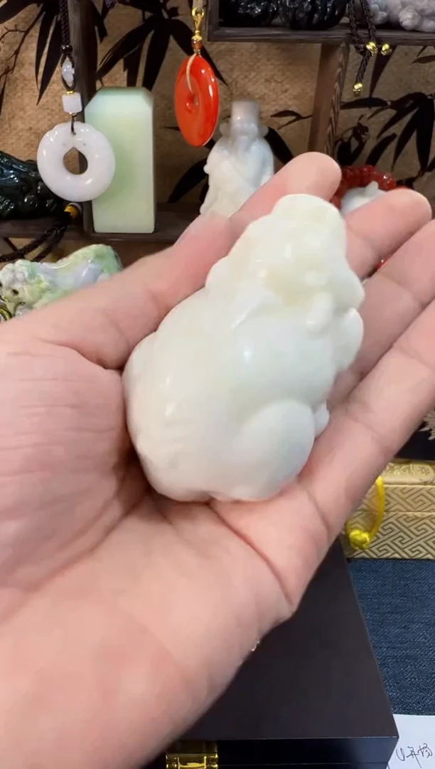 合金挂件蓝田玉（蛇纹石化大理石玉）蓝田 貔貅把件