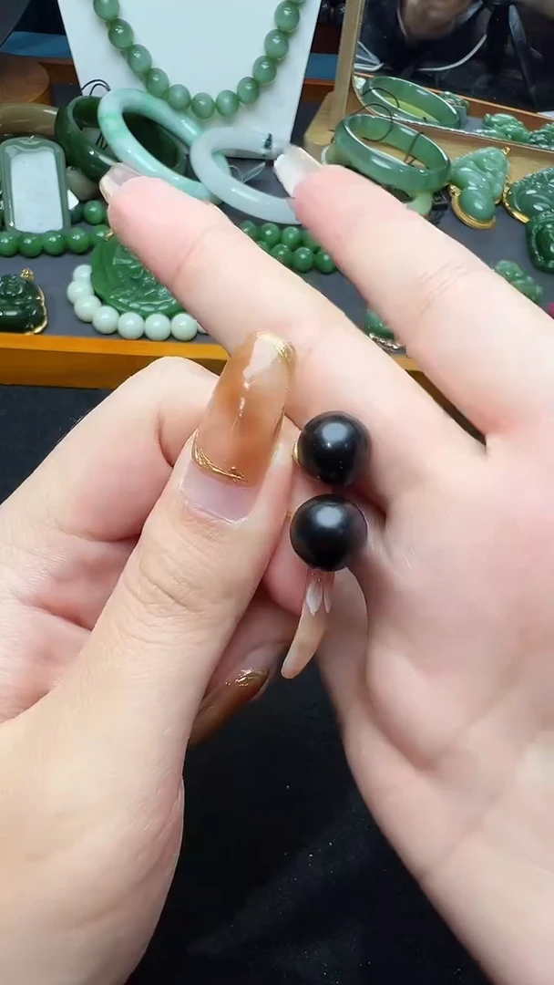 【闪购商品】和田玉耳饰未镶嵌58