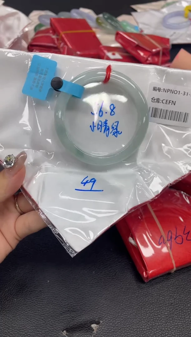 未镶嵌手镯翡翠翡翠手镯