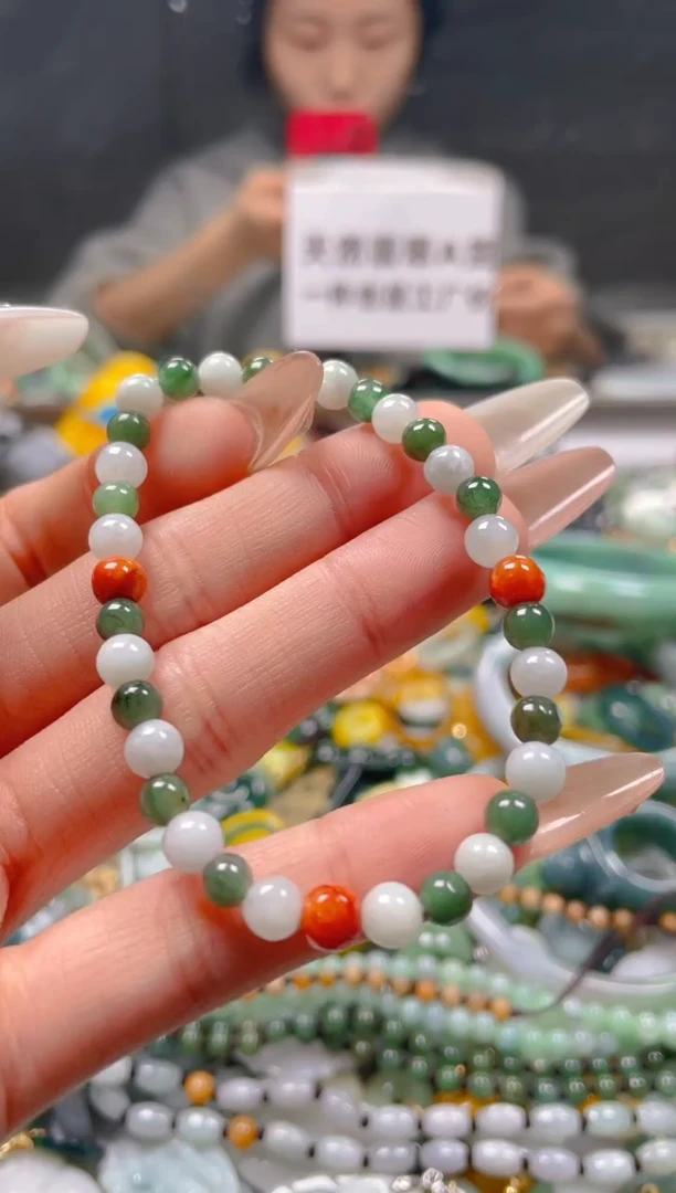 【闪购商品】翡翠颈饰未镶嵌5-6MM/E/翡翠A货一图一物