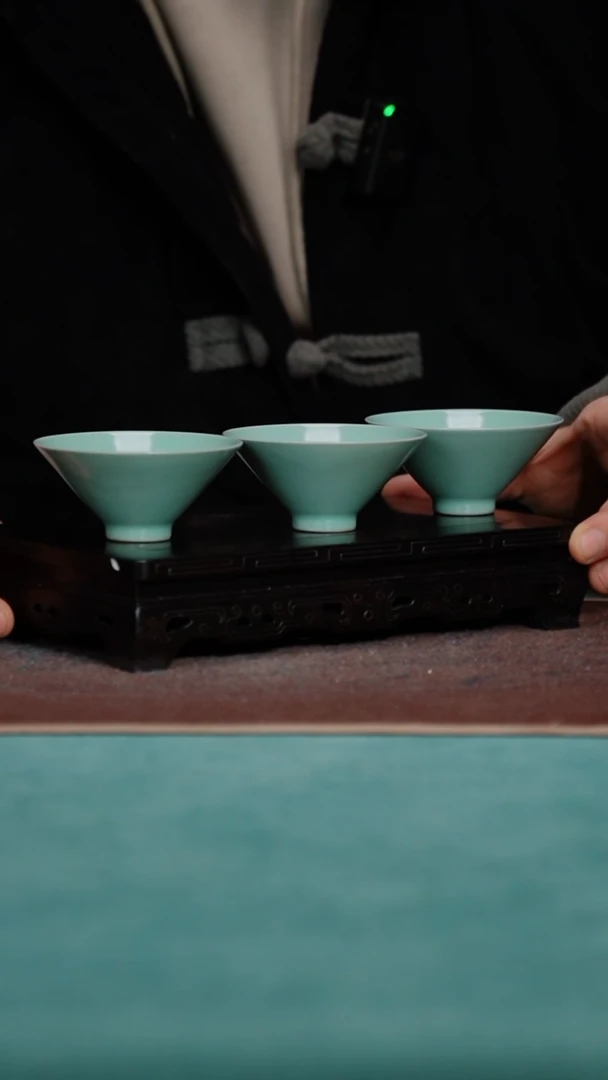 【闪购商品】28-30三个斗笠杯（正天青瑕疵一个包装