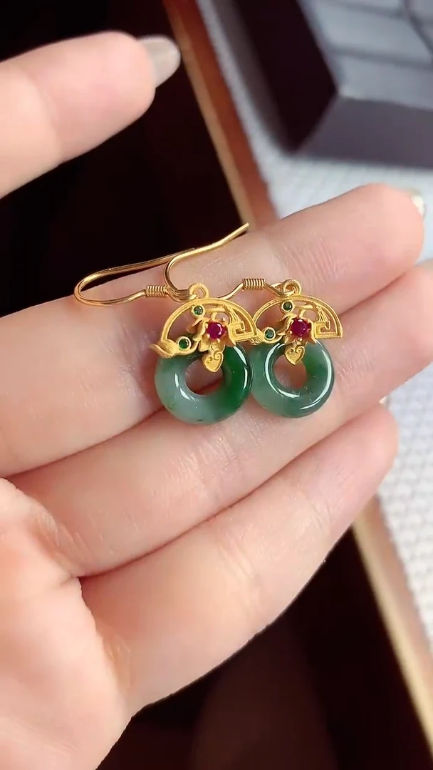 【闪购商品】翡翠耳饰银S925镶嵌耳饰