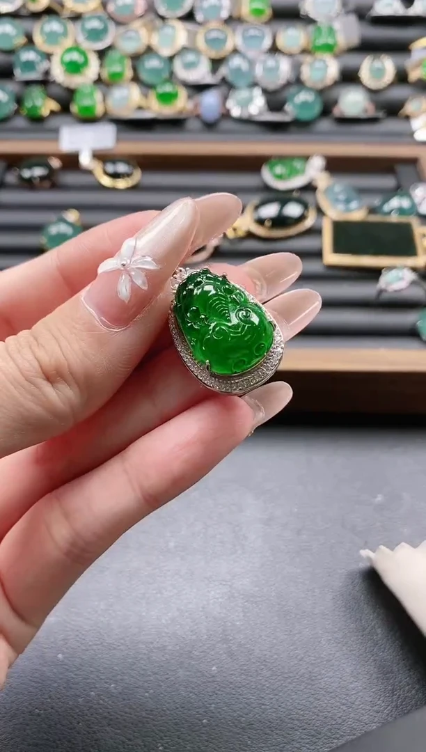 【闪购商品】翡翠戒指银S925镶嵌51511