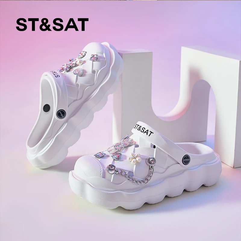 星期六可爱洞洞鞋女2025夏季爆款百搭时尚沙滩鞋EVA包头厚底凉鞋