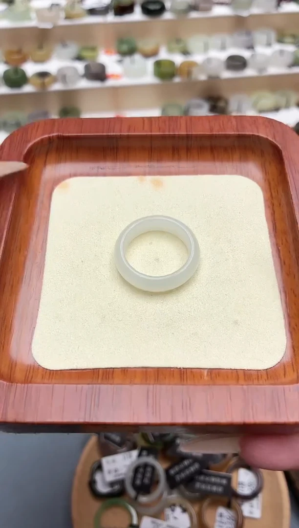 未镶嵌戒圈和田玉H****u19号