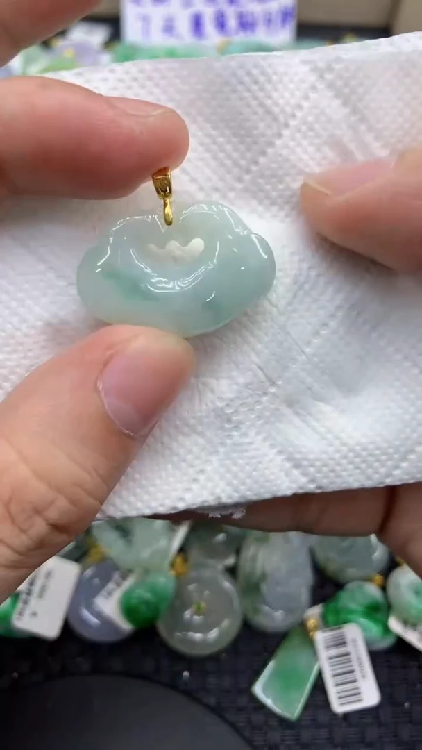 颈饰未镶嵌翡翠天然缅甸A货翡翠
