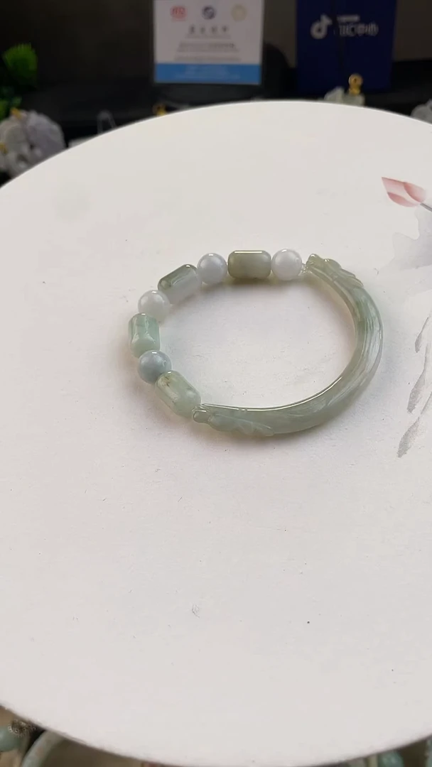 颈饰未镶嵌翡翠手工定制默认微瑕主播介绍为准