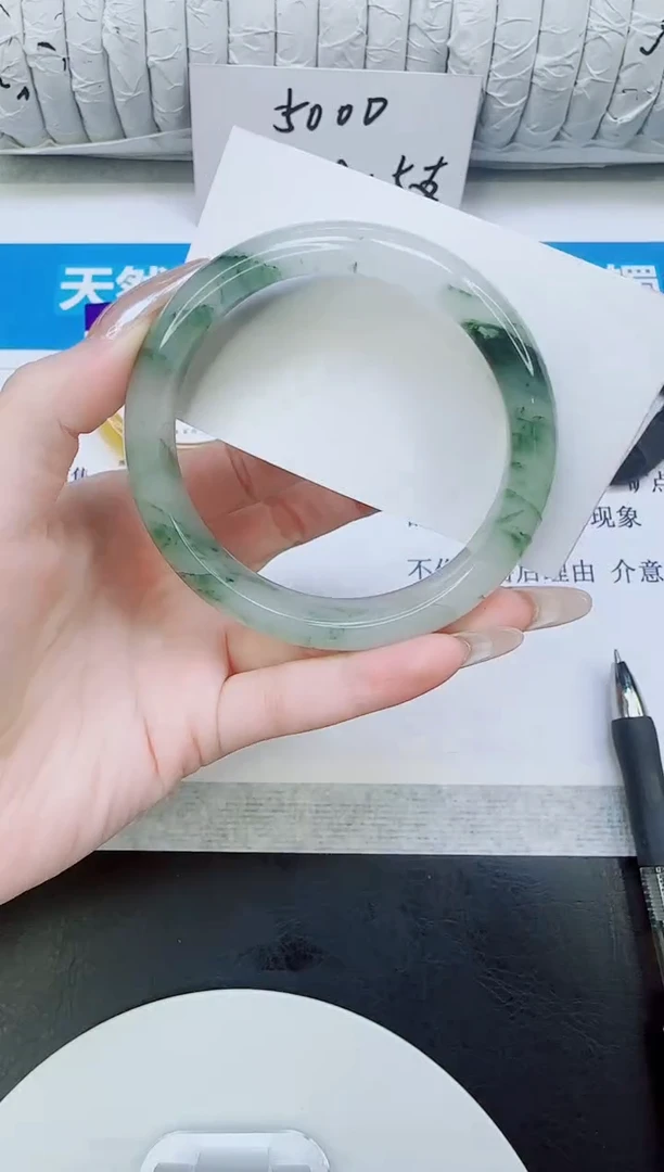 未镶嵌手镯石英质玉45/62.3